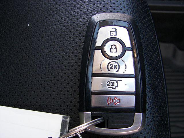 Photo of 2022 Carbonized Gray Metallic Ford Escape