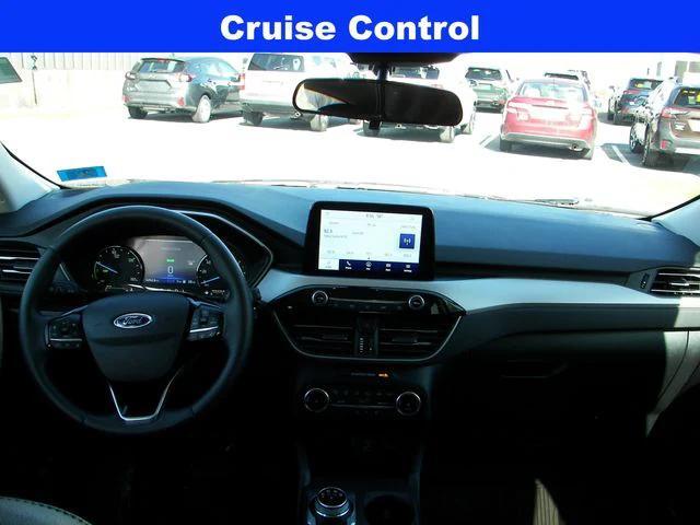 Photo of 2022 Carbonized Gray Metallic Ford Escape