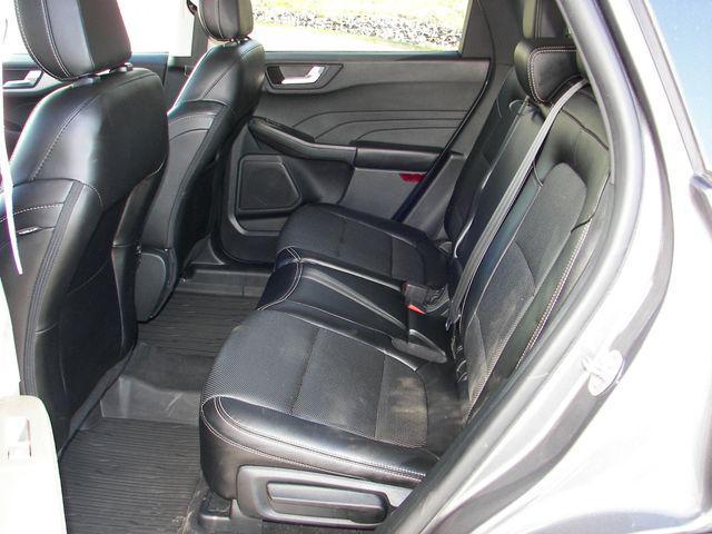 Photo of 2022 Carbonized Gray Metallic Ford Escape