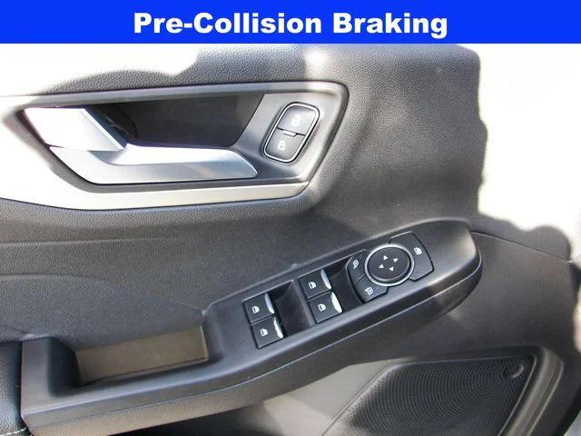 Photo of 2022 Carbonized Gray Metallic Ford Escape
