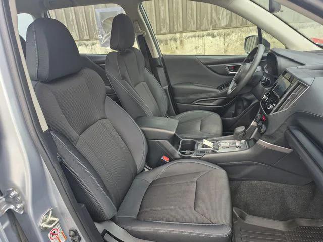 Photo of 2019 Ice Silver Metallic Subaru Forester