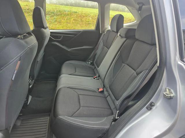 Photo of 2019 Ice Silver Metallic Subaru Forester