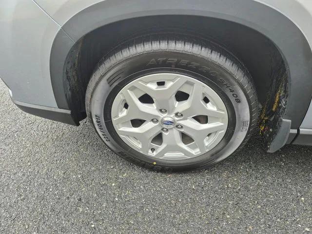 Photo of 2019 Ice Silver Metallic Subaru Forester
