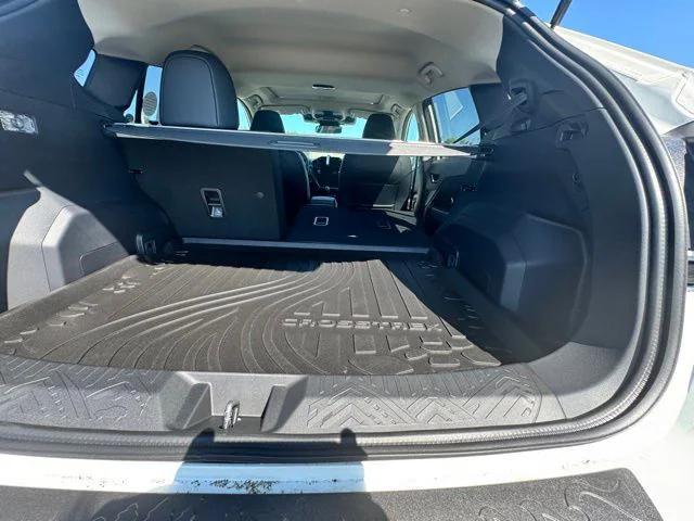 Photo of 2025 Crystal White Pearl Subaru Crosstrek