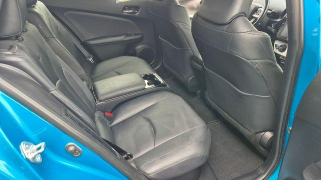Photo of 2017 Teal Toyota Prius Prime