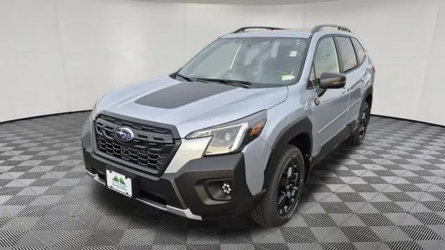 Photo of 2025 Ice Silver Subaru Forester