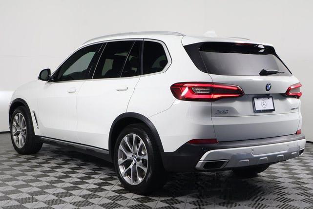 Photo of 2020 Alpine White BMW X5