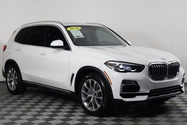 Photo of 2020 Alpine White BMW X5