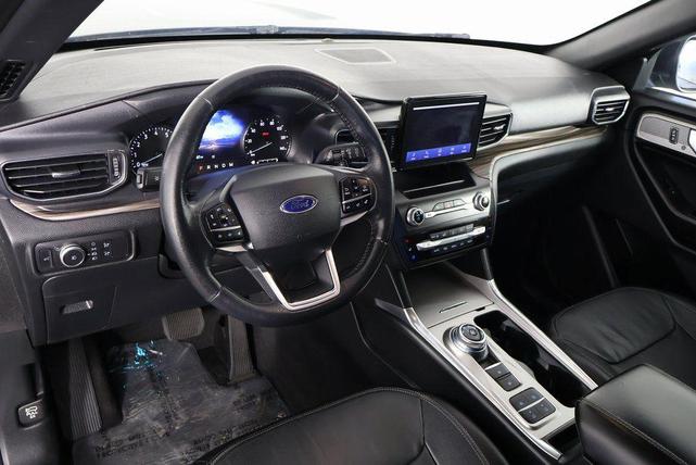Photo of 2020 MAGNETIC METALLIC Ford Explorer
