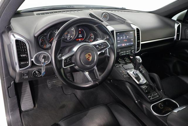 Photo of 2018 White Porsche Cayenne