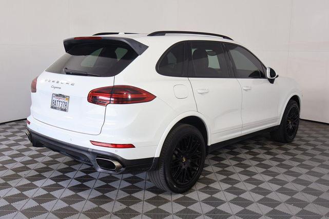Photo of 2018 White Porsche Cayenne