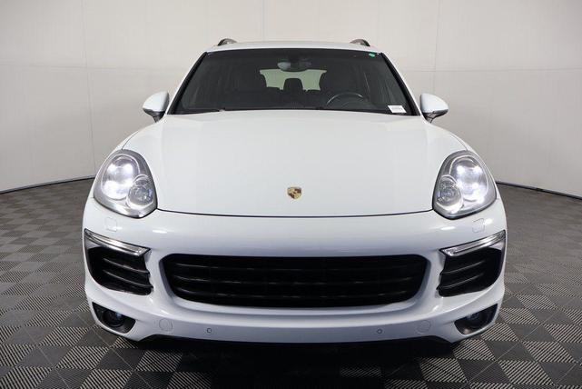 Photo of 2018 White Porsche Cayenne