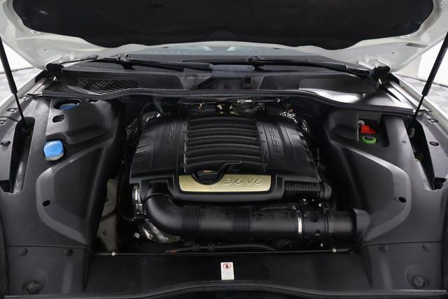 Photo of 2018 White Porsche Cayenne