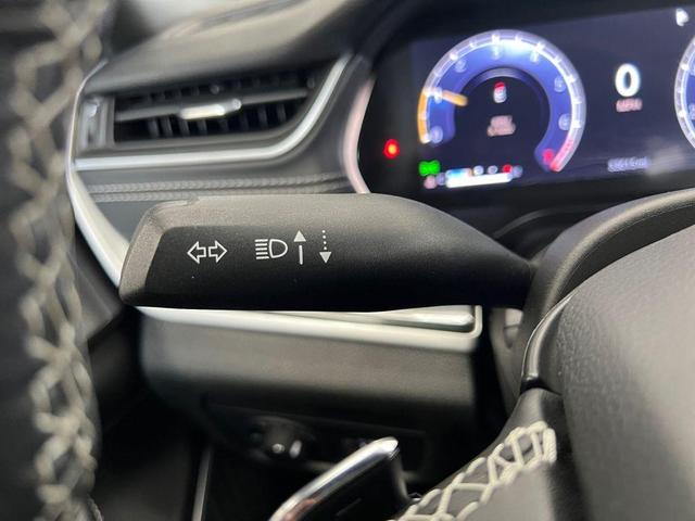 Photo of 2022 Diamond Black Jeep Grand Cherokee