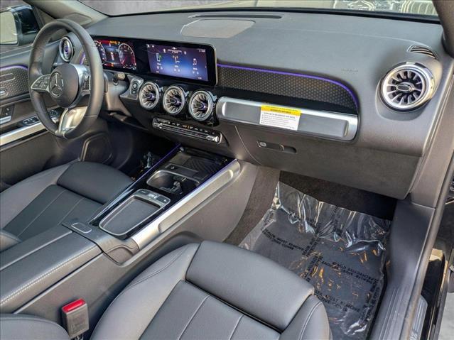 Photo of 2025 Night Black Mercedes-Benz GLB 250