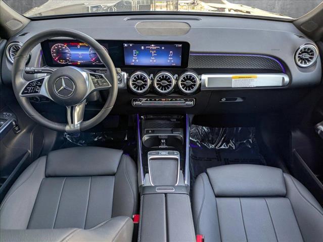 Photo of 2025 Night Black Mercedes-Benz GLB 250