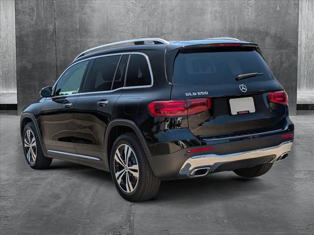 Photo of 2025 Night Black Mercedes-Benz GLB 250