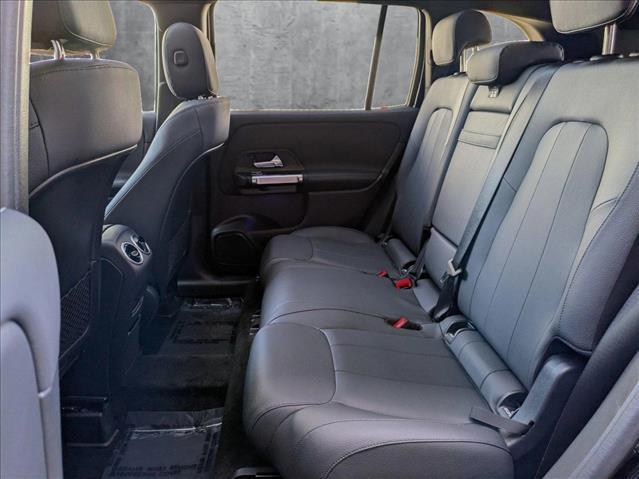 Photo of 2025 Night Black Mercedes-Benz GLB 250