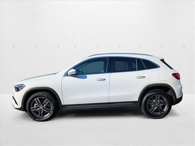 Photo of 2025 Polar White Mercedes-Benz GLA 250