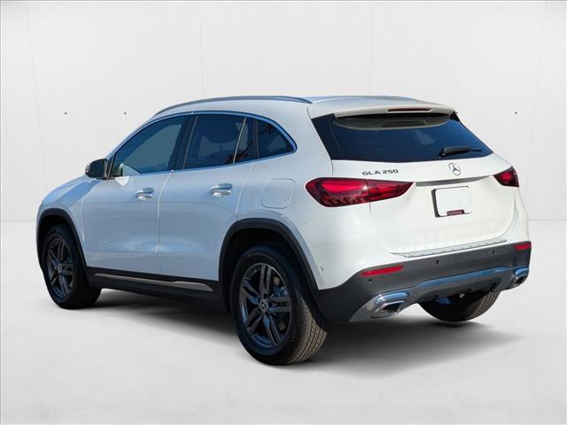 Photo of 2025 Polar White Mercedes-Benz GLA 250