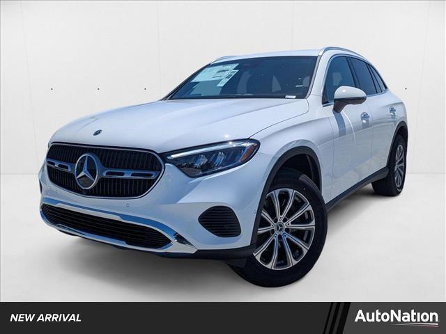 Photo of 2025 Polar White Mercedes-Benz GLC 300