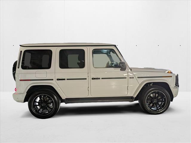 Photo of 2025 Polar White Mercedes-Benz G-Class