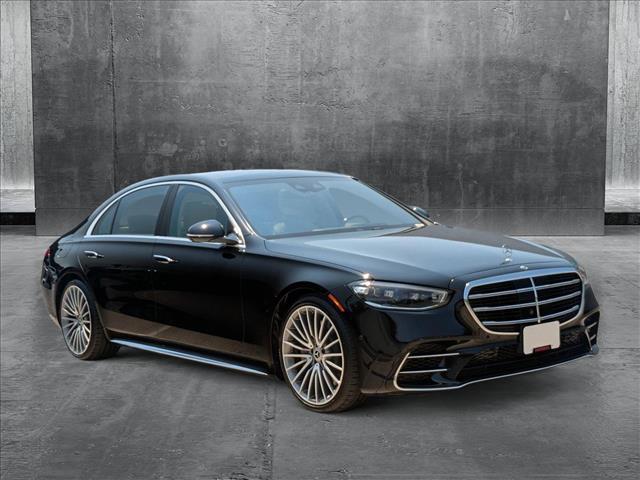 Photo of 2021 Black Mercedes-Benz S-Class