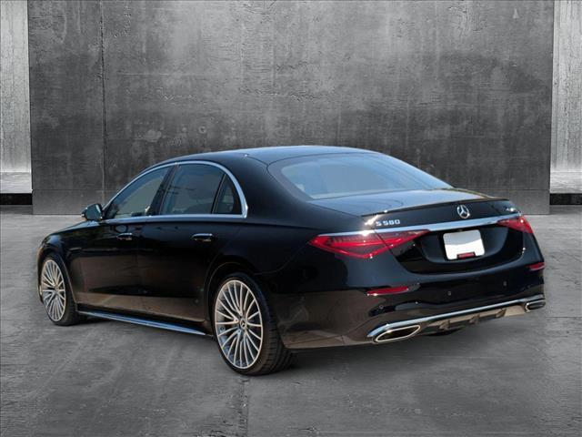 Photo of 2021 Black Mercedes-Benz S-Class
