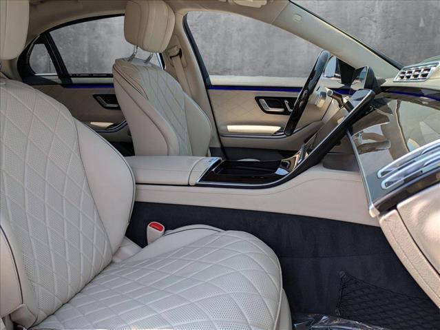 Photo of 2021 Black Mercedes-Benz S-Class