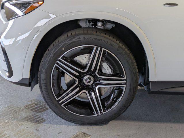 Photo of 2025 Polar White Mercedes-Benz GLC 350e
