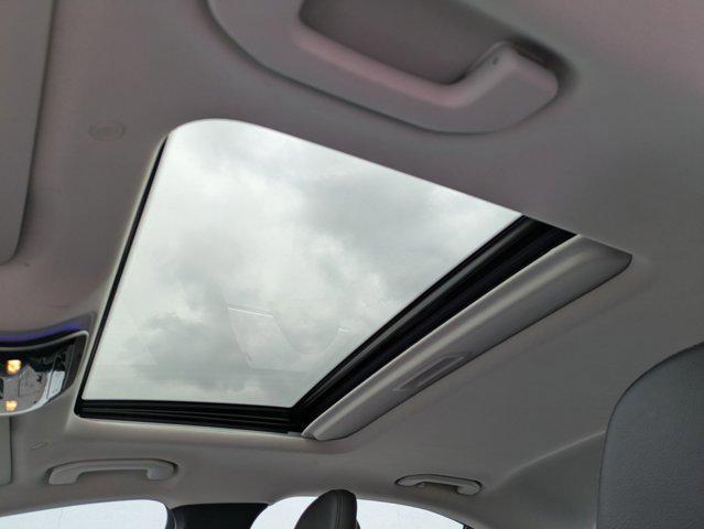 Photo of 2023 Polar White [White Mercedes-Benz C-Class
