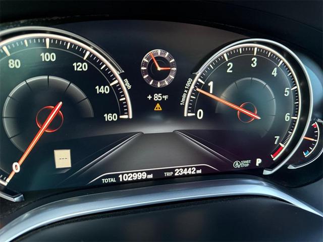 Photo of 2016 Brown Metallic BMW 750