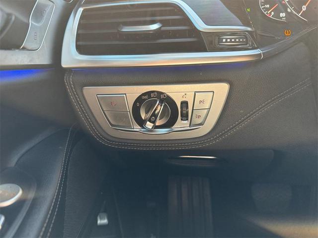 Photo of 2016 Brown Metallic BMW 750