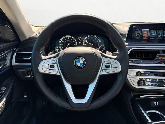 Photo of 2016 Brown Metallic BMW 750