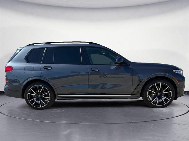 Photo of 2020 Arctic Gray Metallic BMW X7