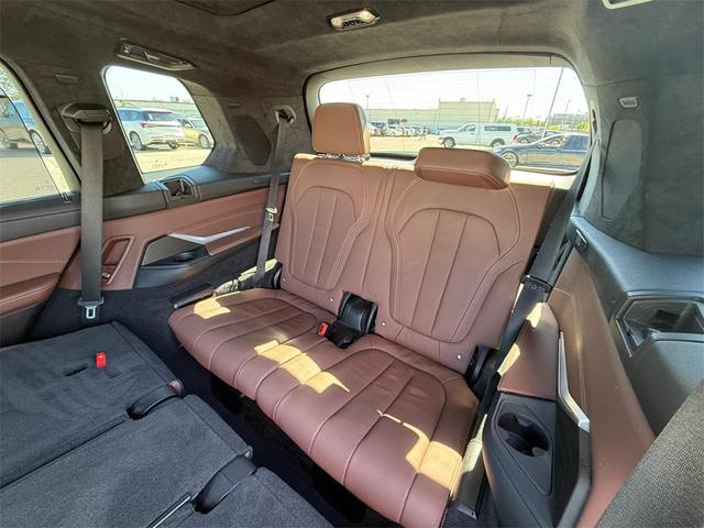 Photo of 2020 Arctic Gray Metallic BMW X7