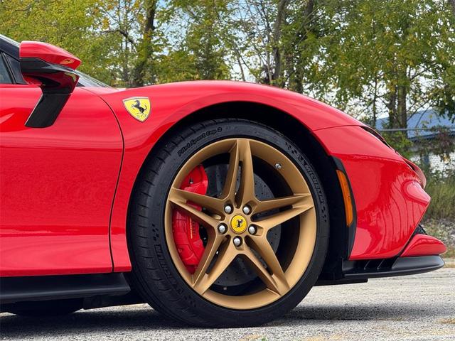 Photo of 2022 Red Ferrari SF90 Spider