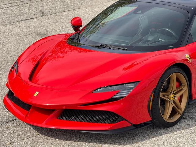 Photo of 2022 Red Ferrari SF90 Spider