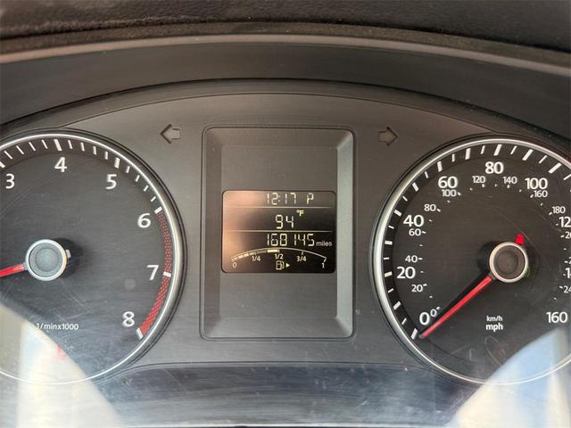 Photo of 2013 Reflex Silver Metallic Volkswagen Jetta