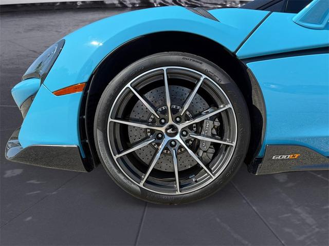 Photo of 2019 Blue McLaren 600LT