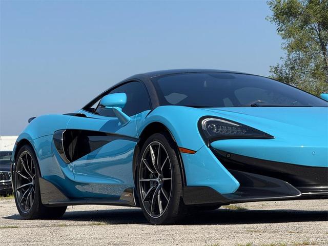 Photo of 2019 Blue McLaren 600LT