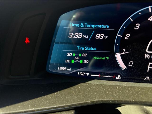 Photo of 2025 Arctic White Chevrolet Corvette