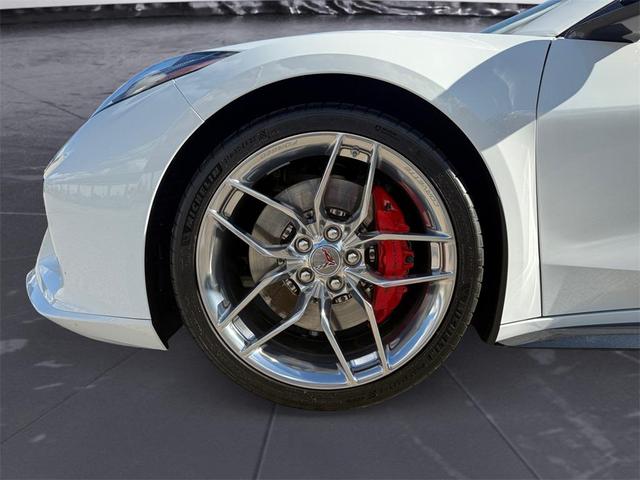 Photo of 2025 Arctic White Chevrolet Corvette