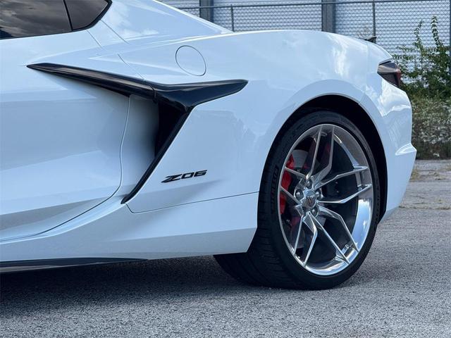 Photo of 2025 Arctic White Chevrolet Corvette