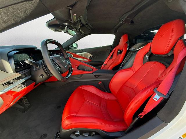 Photo of 2025 Arctic White Chevrolet Corvette