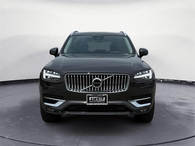 Photo of 2024 Onyx Black Metallic Volvo XC90