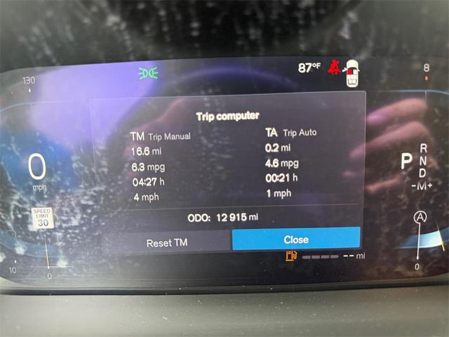 Photo of 2024 Onyx Black Metallic Volvo XC90