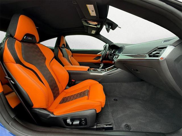 Photo of 2022 Blue Metallic BMW M4