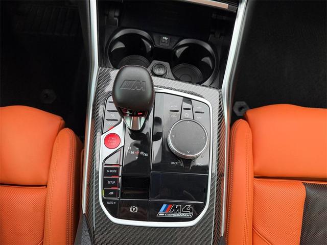 Photo of 2022 Blue Metallic BMW M4