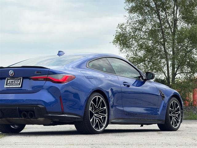 Photo of 2022 Blue Metallic BMW M4
